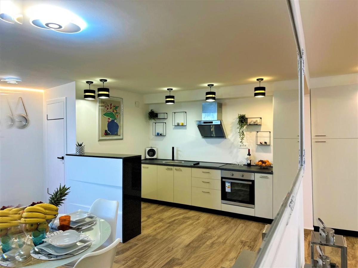 Hillside Apartment Volosko Опатия Екстериор снимка