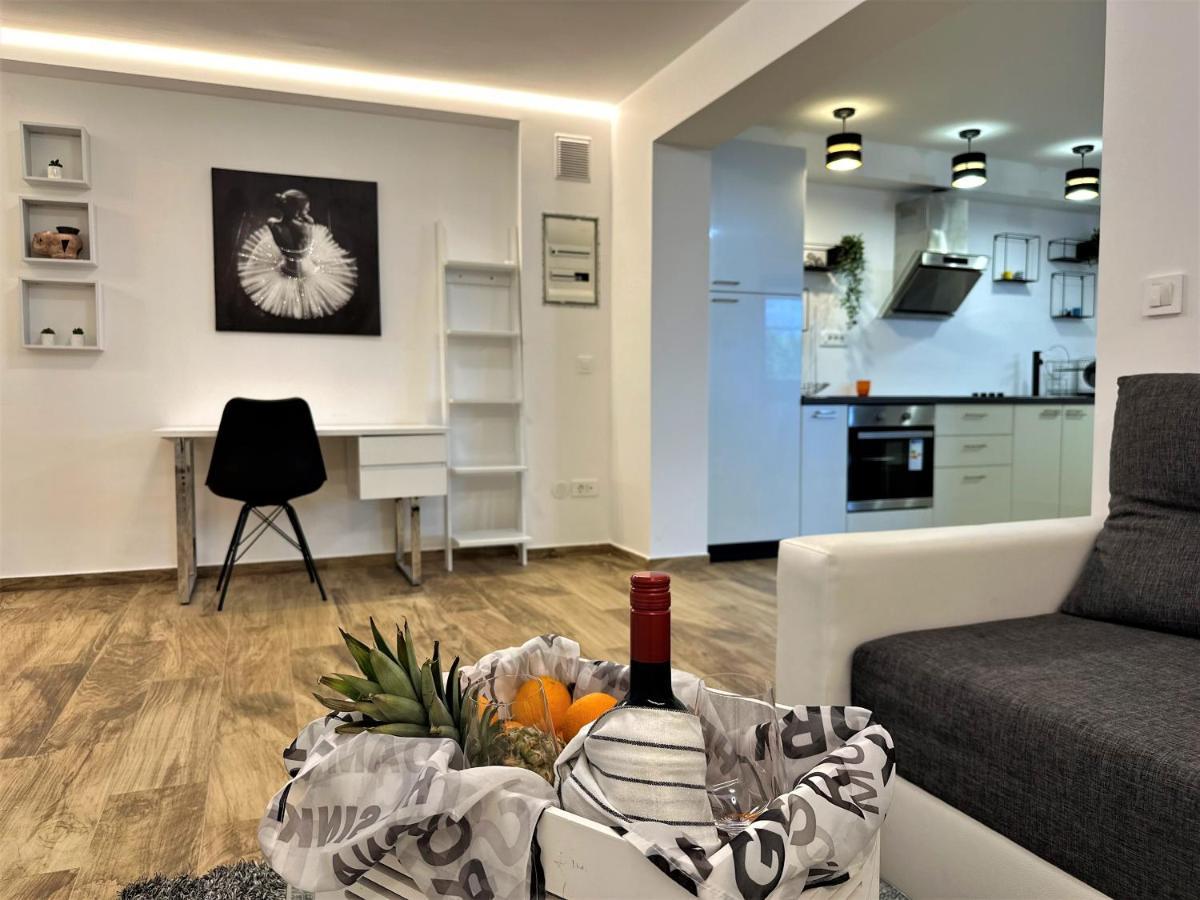Hillside Apartment Volosko Опатия Екстериор снимка