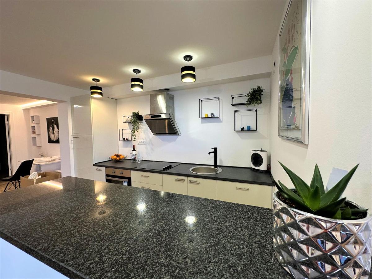 Hillside Apartment Volosko Опатия Екстериор снимка