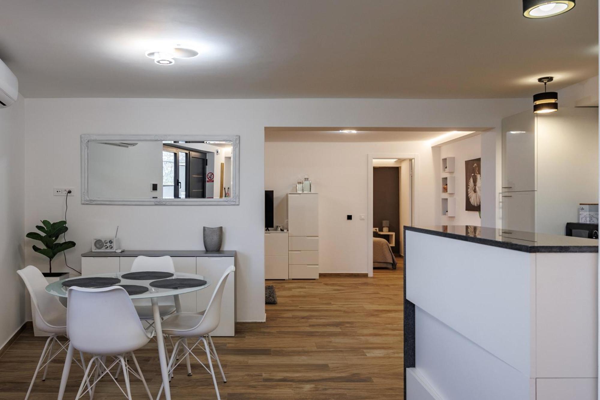 Hillside Apartment Volosko Опатия Екстериор снимка
